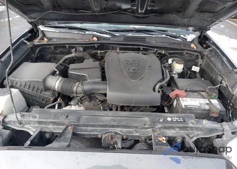 2018 Toyota Tacoma Sr5 V6 z USA, uszkodzony, nr VIN 3TMCZ5AN8JM179347